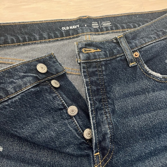 Women’s Old Navy Dark Wash Jeans - Picture 3 of 5